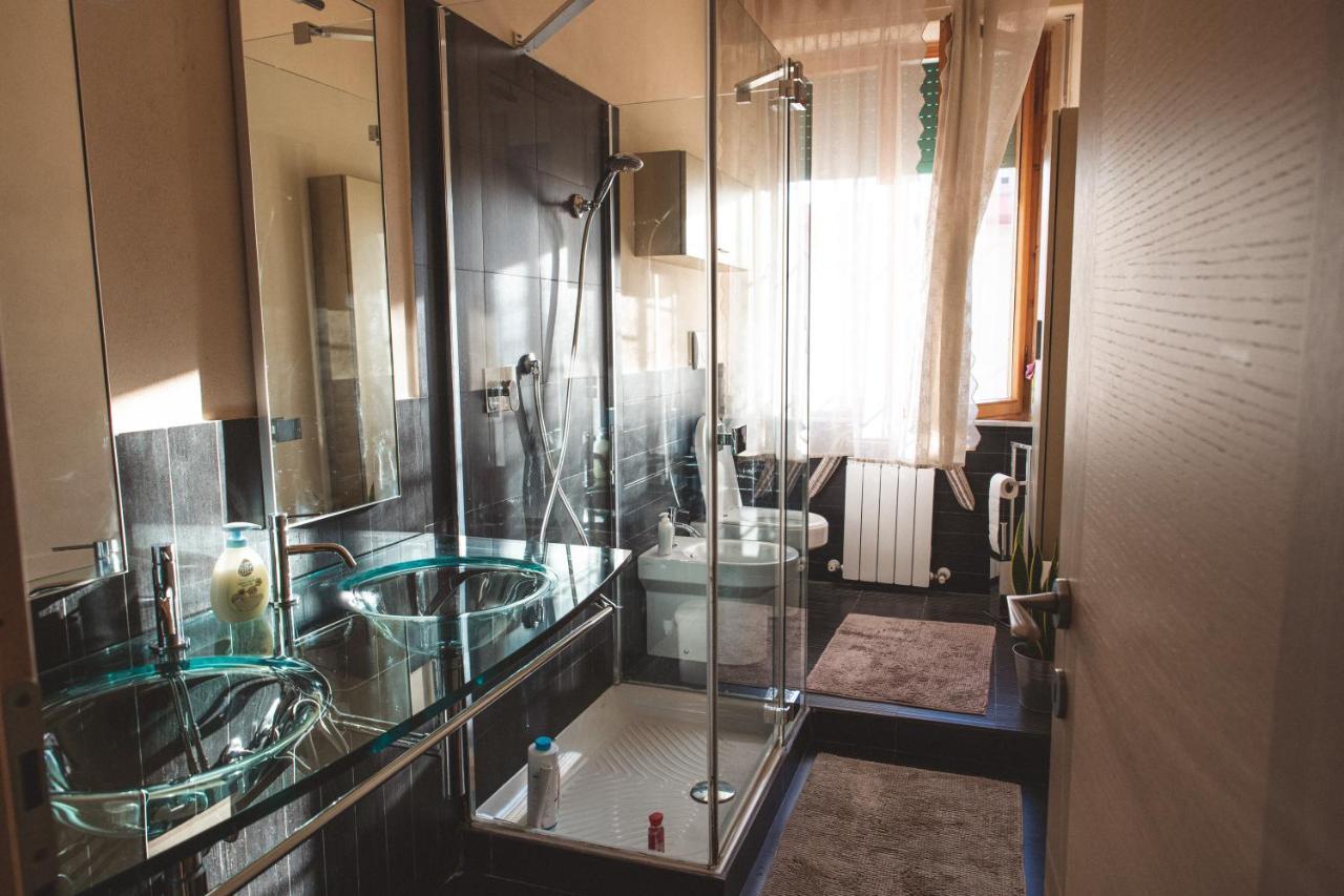 Accogliente Casa Livorno Bed & Breakfast ภายนอก รูปภาพ