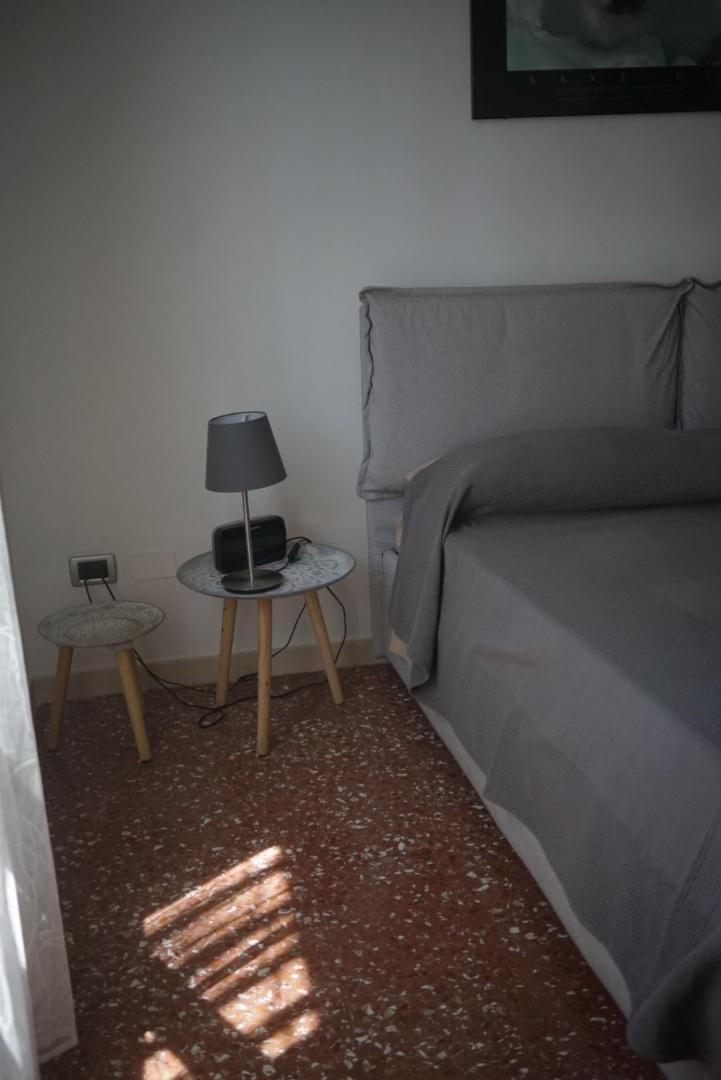 Accogliente Casa Livorno Bed & Breakfast ภายนอก รูปภาพ